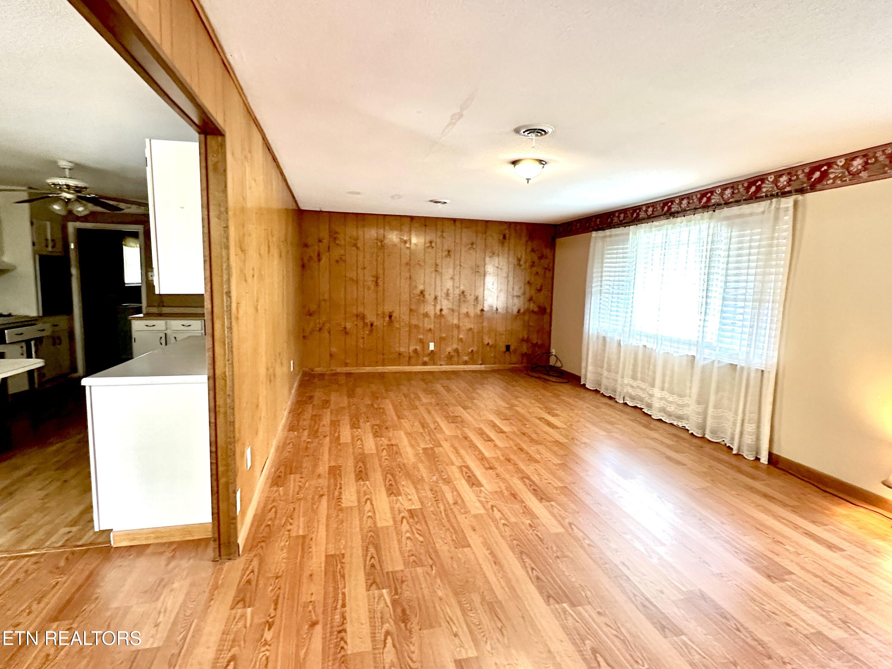 827 Murphy Road Sevierville, TN 37862 - Photo 13 of 29 IMG_7952