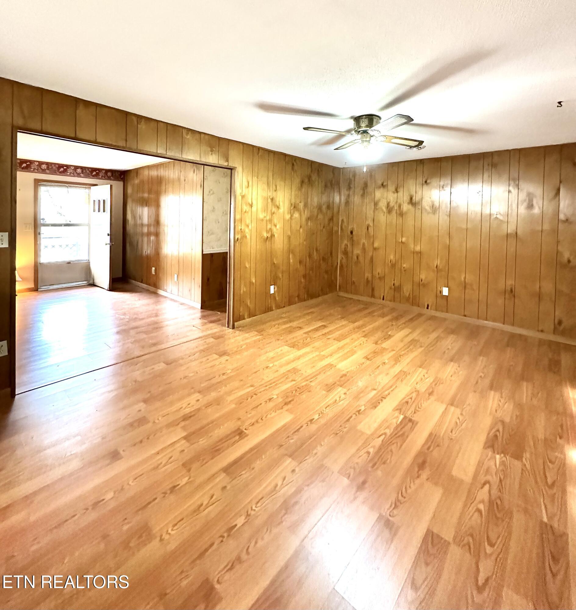 827 Murphy Road Sevierville, TN 37862 - Photo 14 of 29 IMG_7961