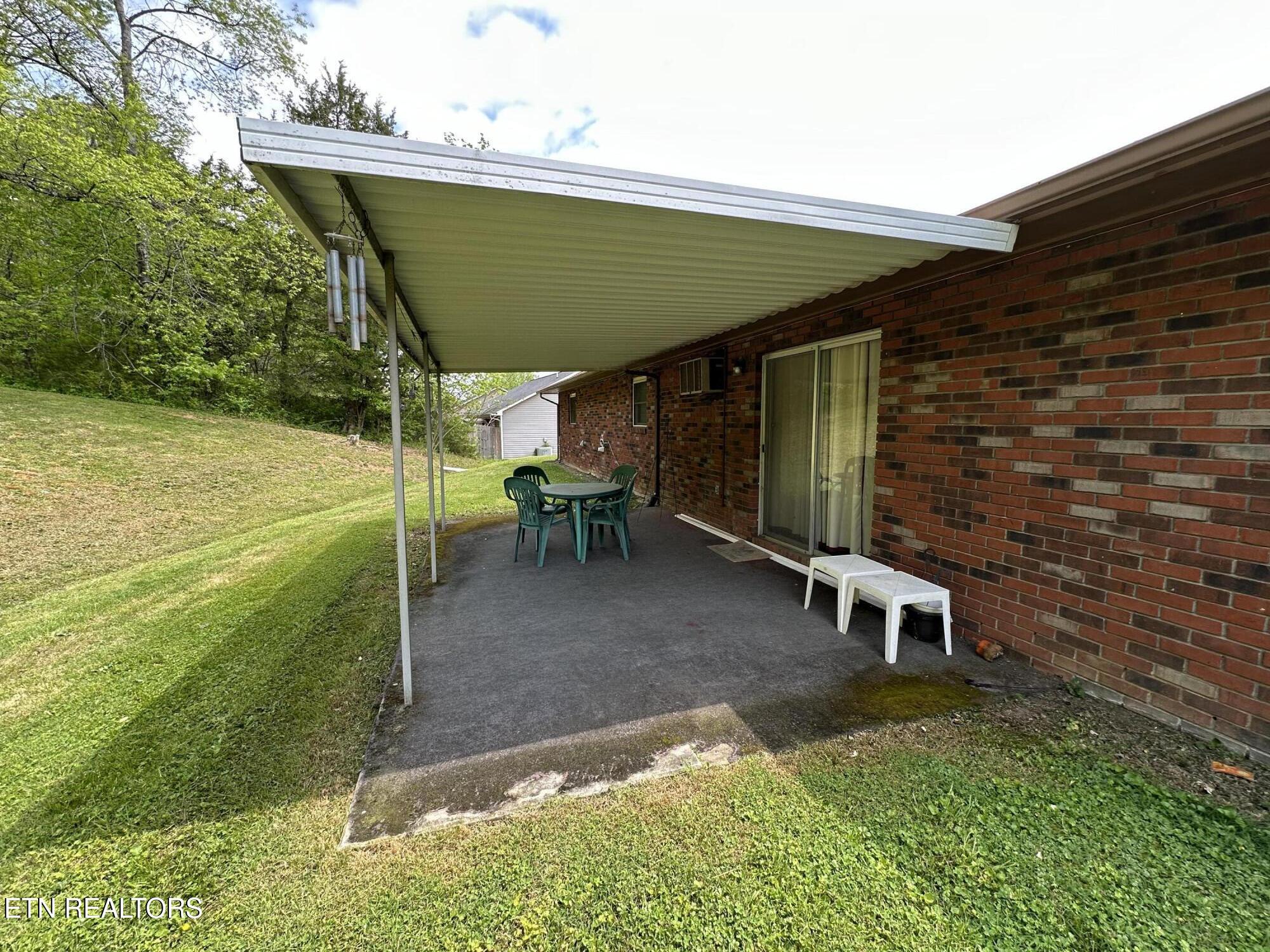 827 Murphy Road Sevierville, TN 37862 - Photo 7 of 29 IMG_4322 (1)