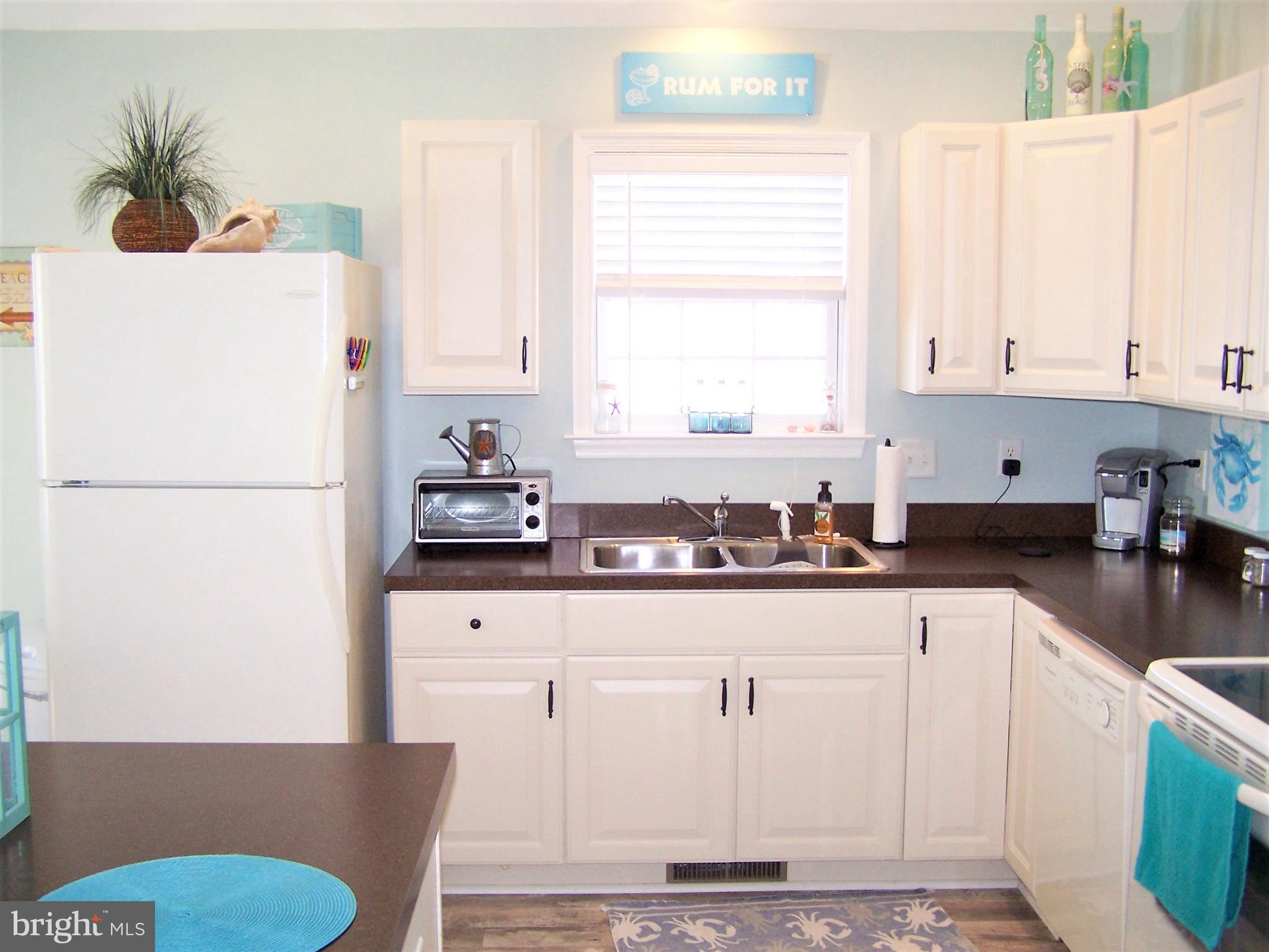 153 Pine Tree Road Ocean City, MD 21842 - Photo 31 of 77 Kitchen Area