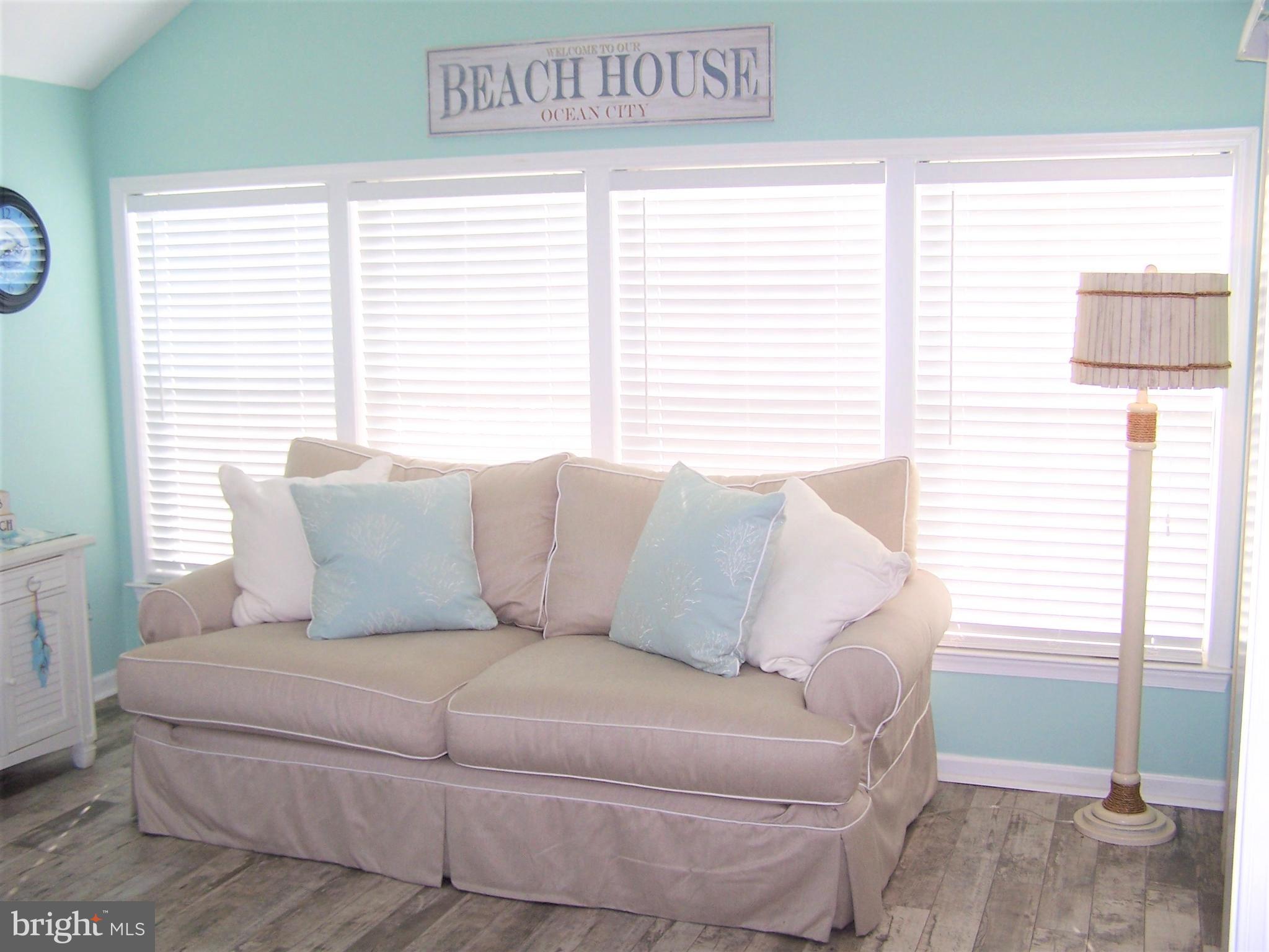 153 Pine Tree Road Ocean City, MD 21842 - Photo 35 of 77 Sunroom