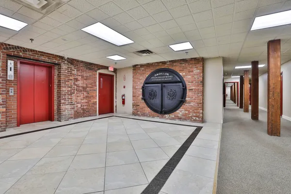 $275,000 | 471 Silver Street, Unit 403, Manchester, NH 03103