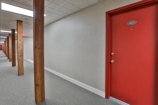 $275,000 | 471 Silver Street, Unit 403, Manchester, NH 03103