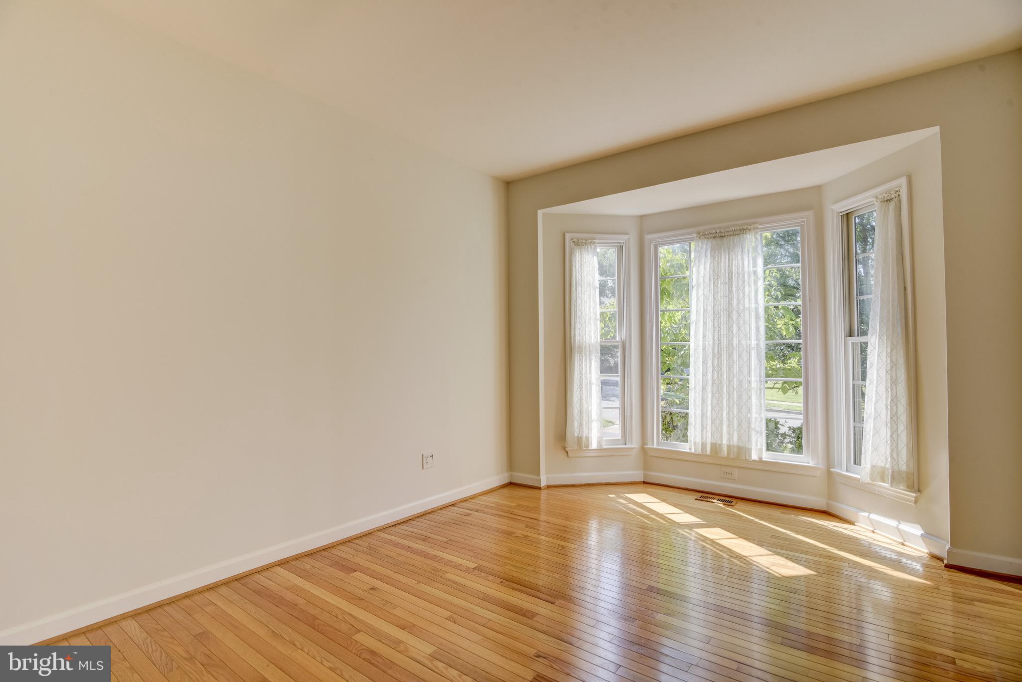 7428 Spring Summit Road Springfield, VA 22150 - Photo 5 of 70 Main floor den/office/music room off the foyer