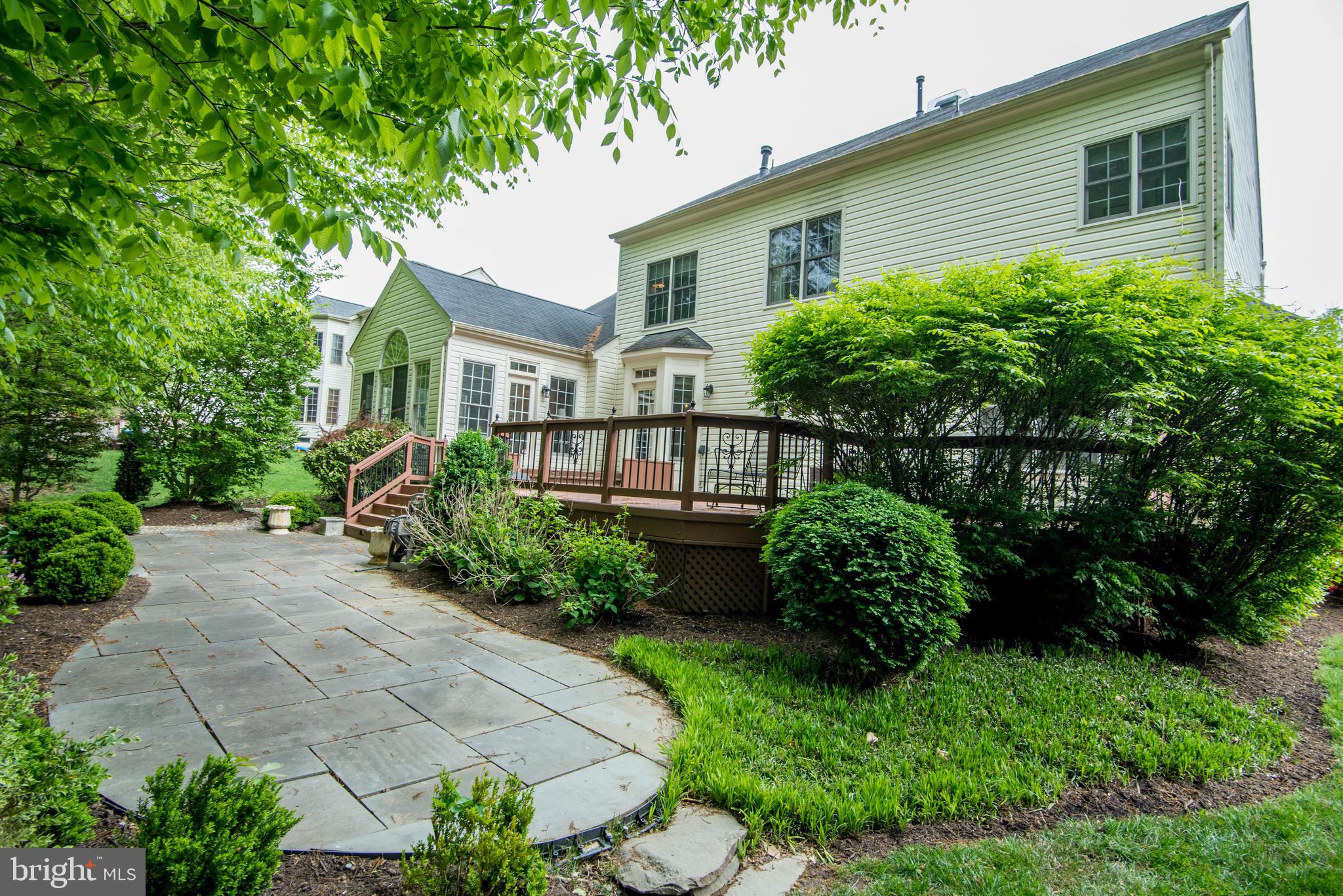 7428 Spring Summit Road Springfield, VA 22150 - Photo 41 of 70 Beautiful lush landscaping