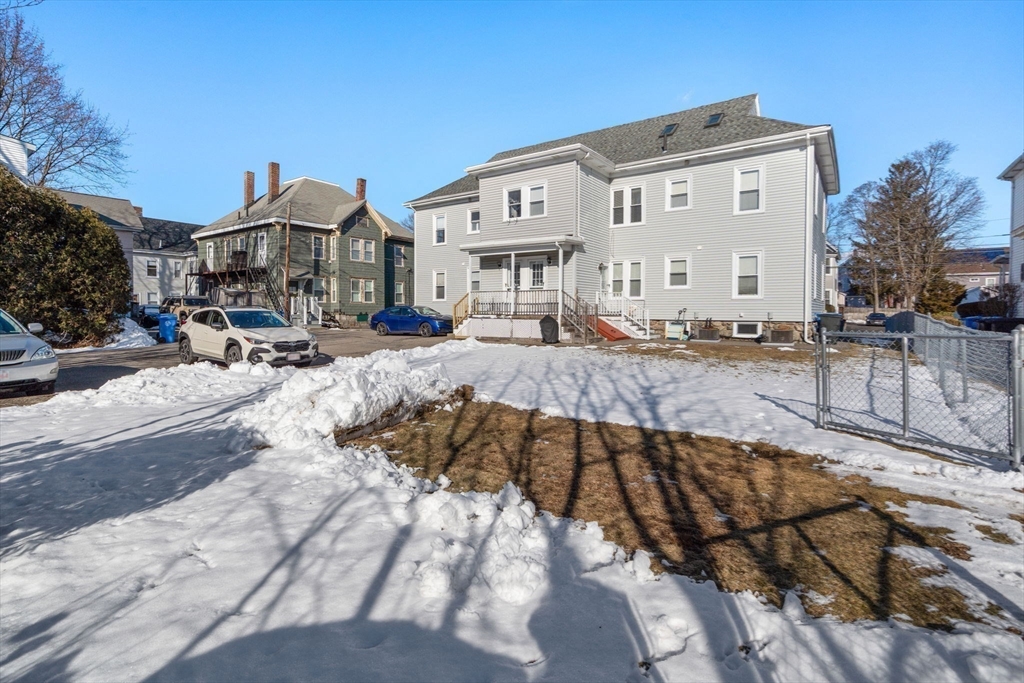 215 Ash Street, Unit 3 Waltham, MA 02453 - Photo 16 of 19