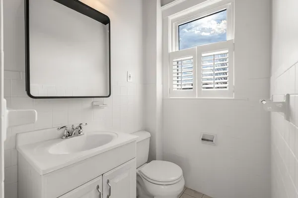 $719,000 | 215 Ash Street, Unit 3, Waltham, MA 02453