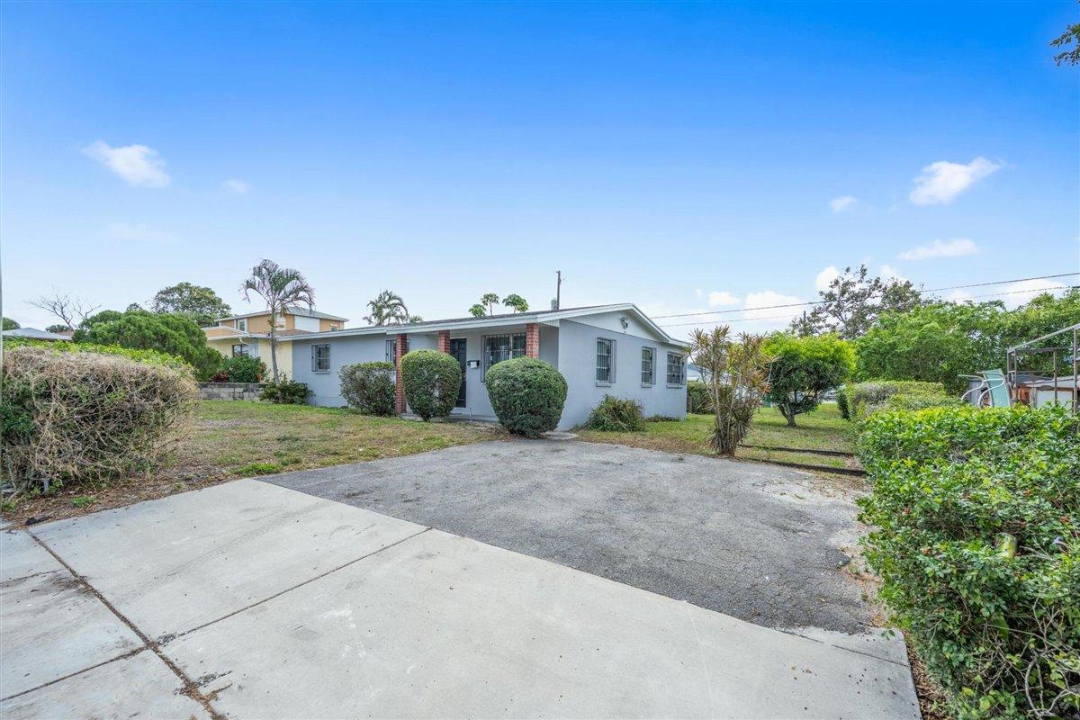 1153 West 25th Street Riviera Beach, FL 33404 - Photo 16 of 24 Northwest Corner