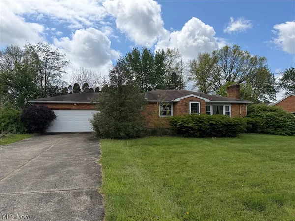 $159,900 | 3858 Easton Street Northeast, Canton, OH 44721