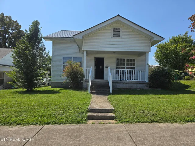 $199,000 | 215 Walden Avenue, Harriman, TN 37748