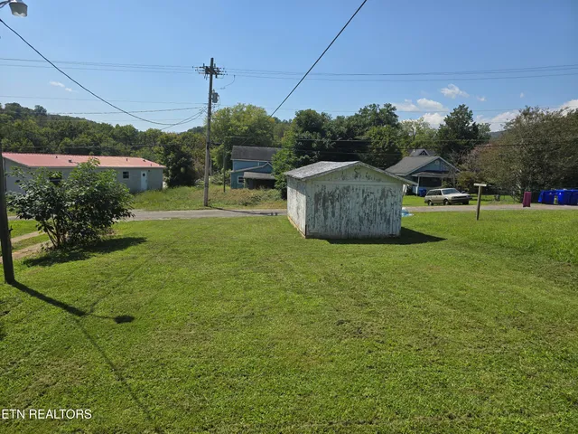 $199,000 | 215 Walden Avenue, Harriman, TN 37748