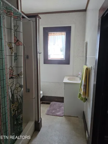 $199,000 | 215 Walden Avenue, Harriman, TN 37748