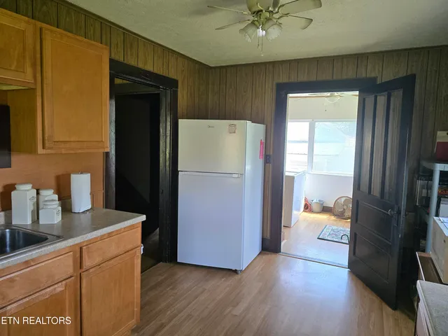 $199,000 | 215 Walden Avenue, Harriman, TN 37748