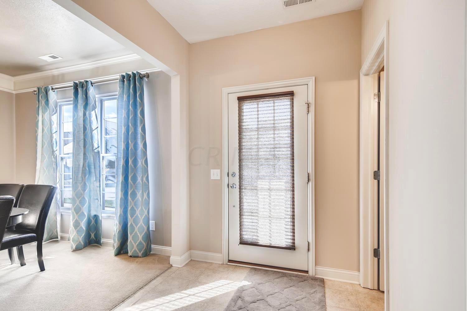 5681 Stearns Road Dublin, OH 43016 - Photo 5 of 29 Gallery Image 5