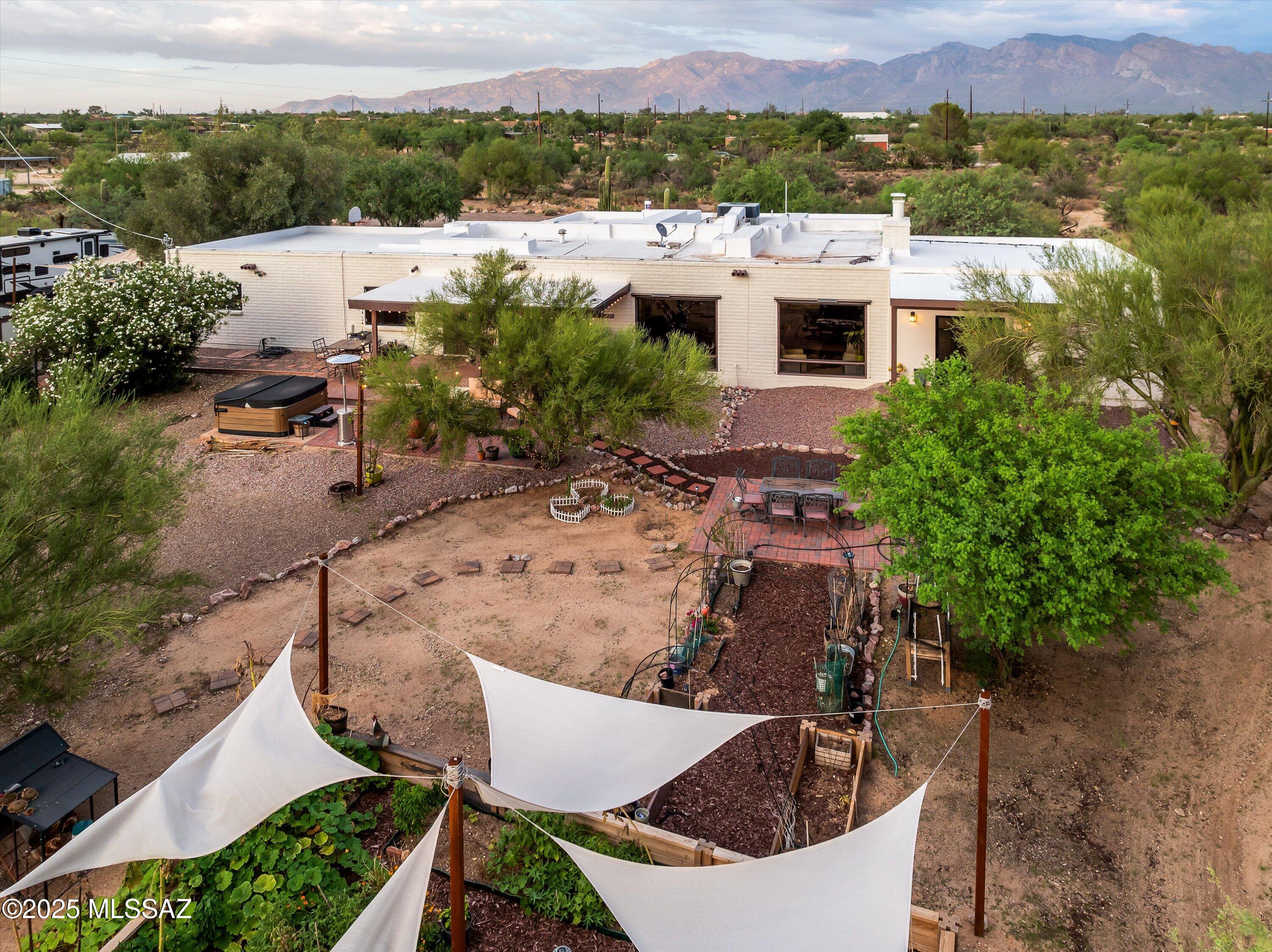 10405 North Gila Road Tucson, AZ 85742 - Photo 10 of 38 Gallery Image 10