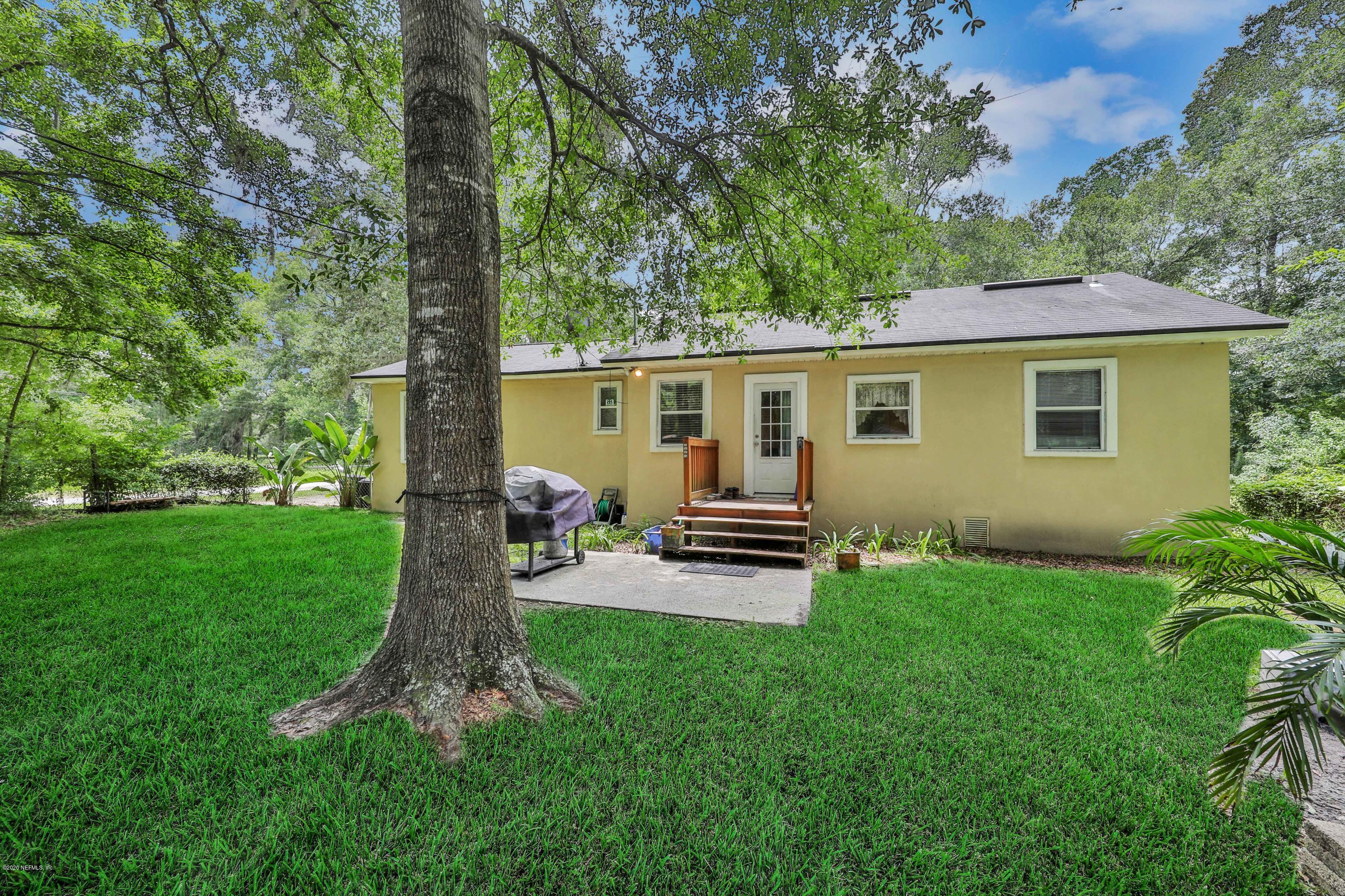 205 Knight Boxx Road Middleburg, FL 32068 - Photo 5 of 19 1R4A2054