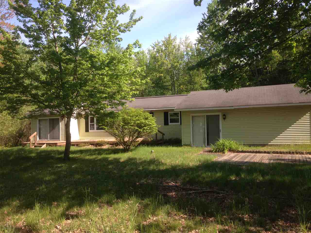 8565 Strickland Road Grawn, MI 49637 - Photo 17 of 24 1817244-16.JPG