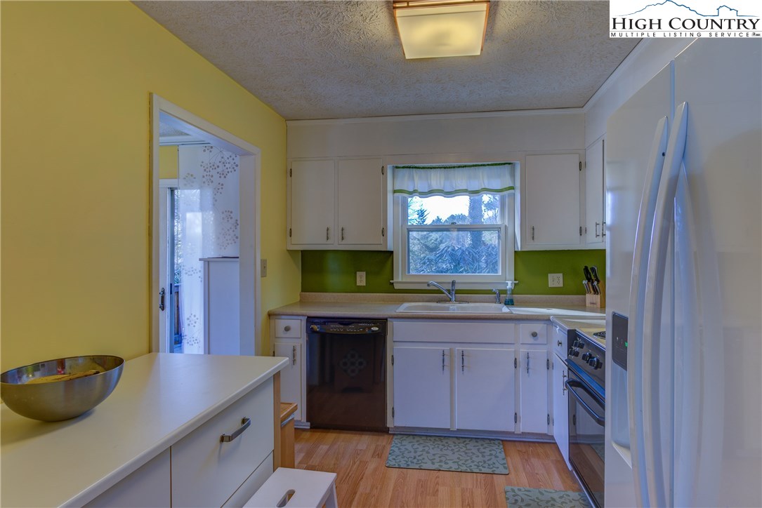 321 Perkins Street Boone, NC 28607 - Photo 15 of 35 Gallery Image 15