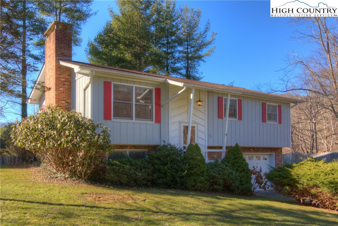 321 Perkins Street Boone, NC 28607 - Photo 2 of 35 Gallery Image 2