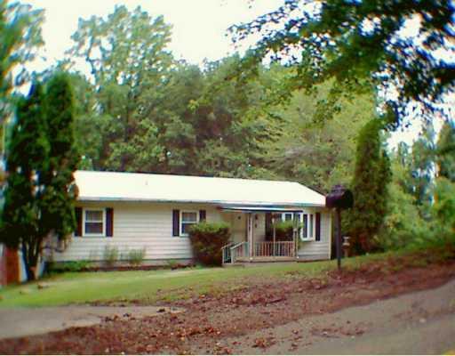 328 Shivler Road Hookstown, PA 15050 - Photo 1 of 8 Gallery Image 1
