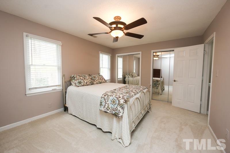 4624 Fawnbrook Circle Raleigh, NC 27612 - Photo 8 of 15 Gallery Image 8