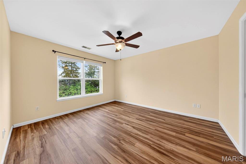 1007 Hawk Ridge Drive Union, MO 63084 - Photo 15 of 36