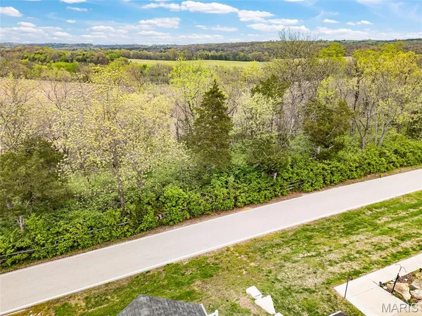 $195,000 | 1007 Hawk Ridge Drive, Union, MO 63084