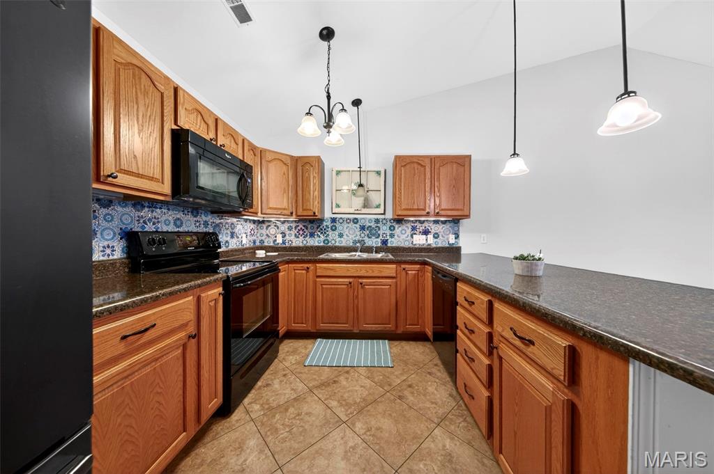 1007 Hawk Ridge Drive Union, MO 63084 - Photo 10 of 36