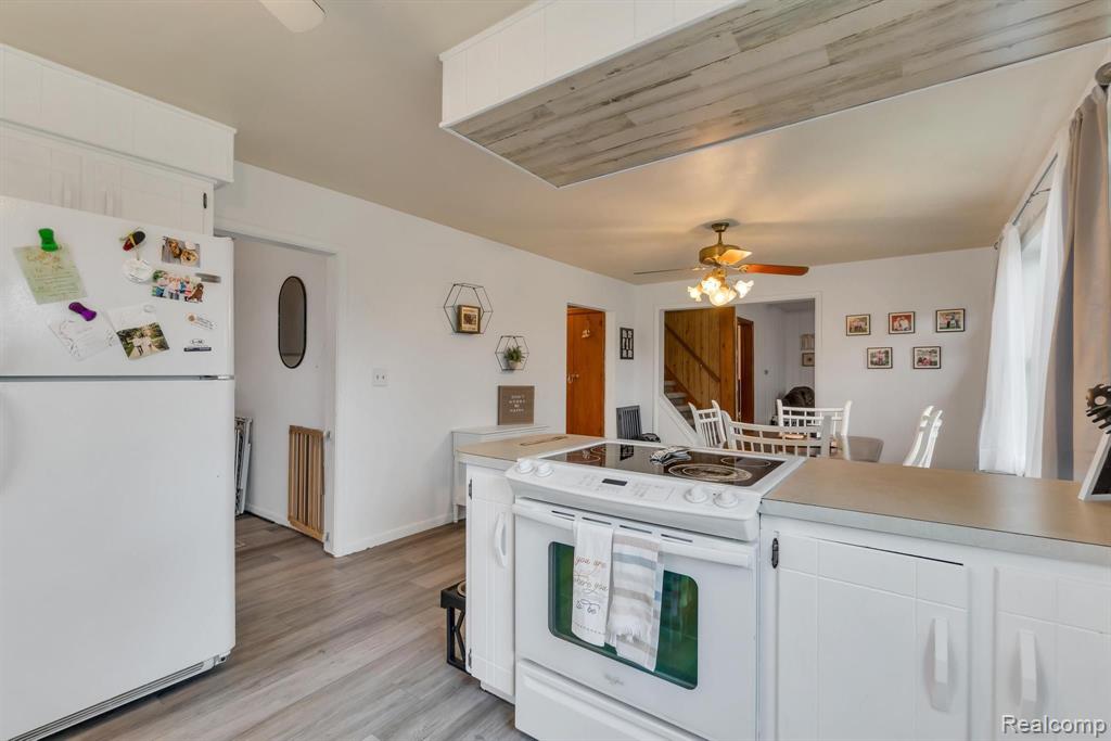7755 West Lange Road Fowlerville, MI 48836 - Photo 9 of 38