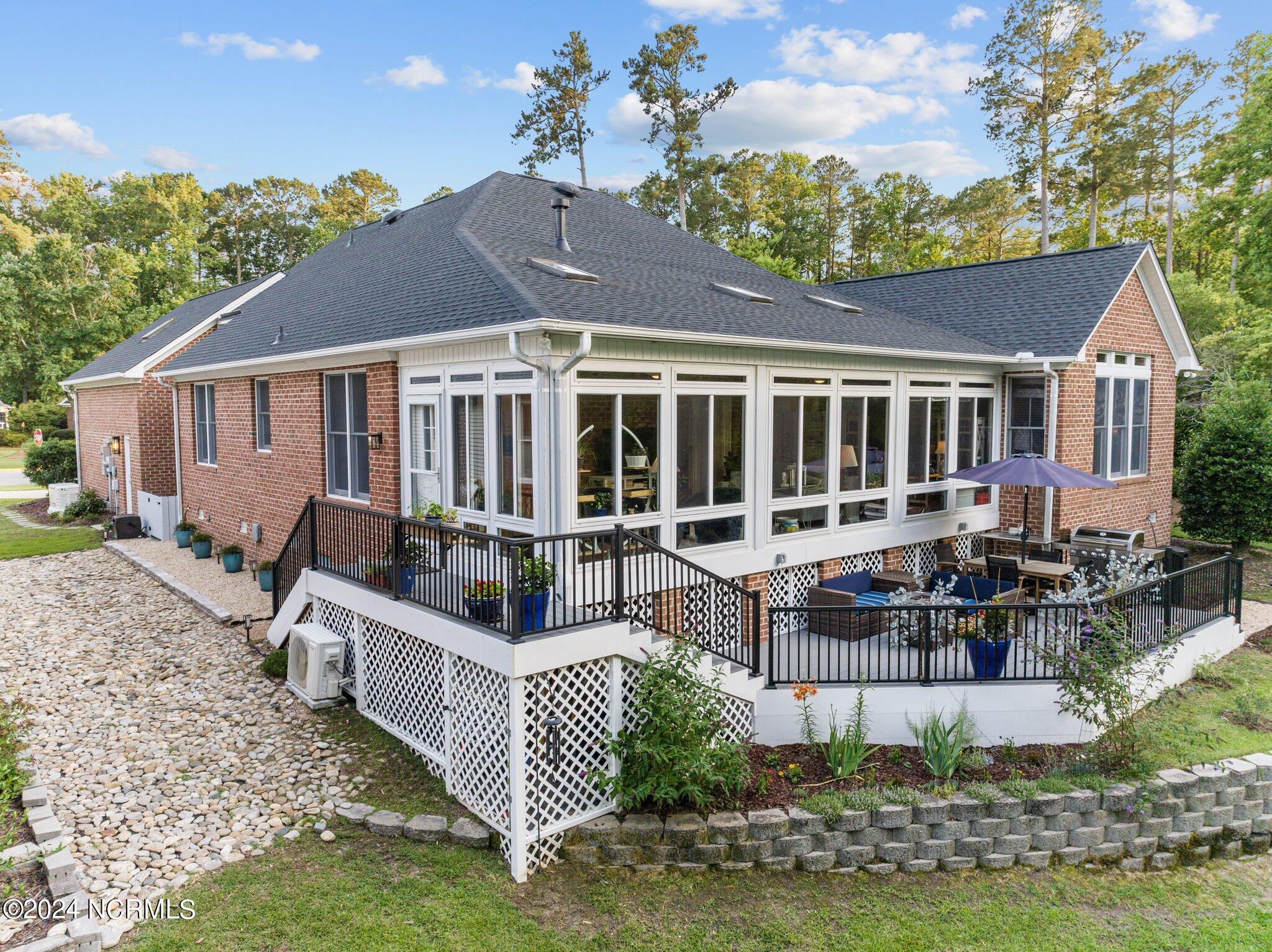 101 Bay Ridge Chocowinity, NC 27817 - Photo 3 of 93 5-web-or-mls-DJI_0534