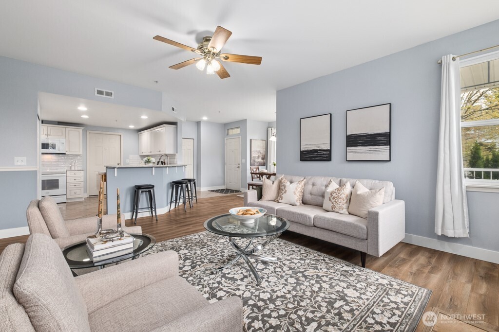 400 South 46th Place, Unit B Renton, WA 98055 - Photo 11 of 29 Gallery Image 11