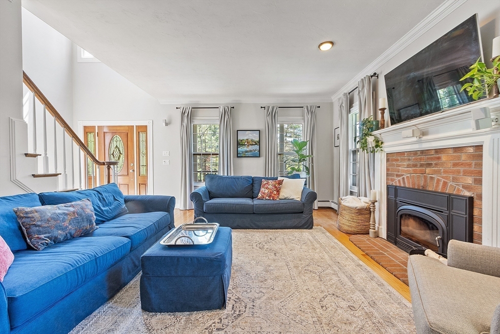 58 Green Road Bolton, MA 01740 - Photo 8 of 31 Gallery Image 8