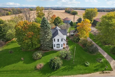 $560,000 | 832 Highway 138, Stoughton, WI 53589