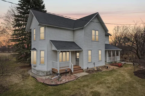 $560,000 | 832 Highway 138, Stoughton, WI 53589