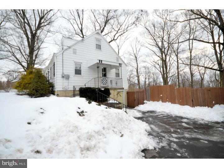 103 South Ridge Road Perkasie, PA 18944 - Photo 3 of 21 Exterior Side
