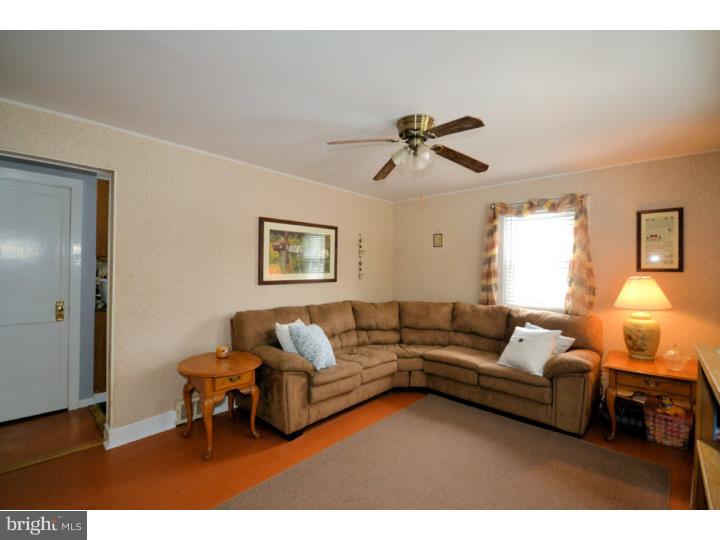 103 South Ridge Road Perkasie, PA 18944 - Photo 6 of 21 Living Room