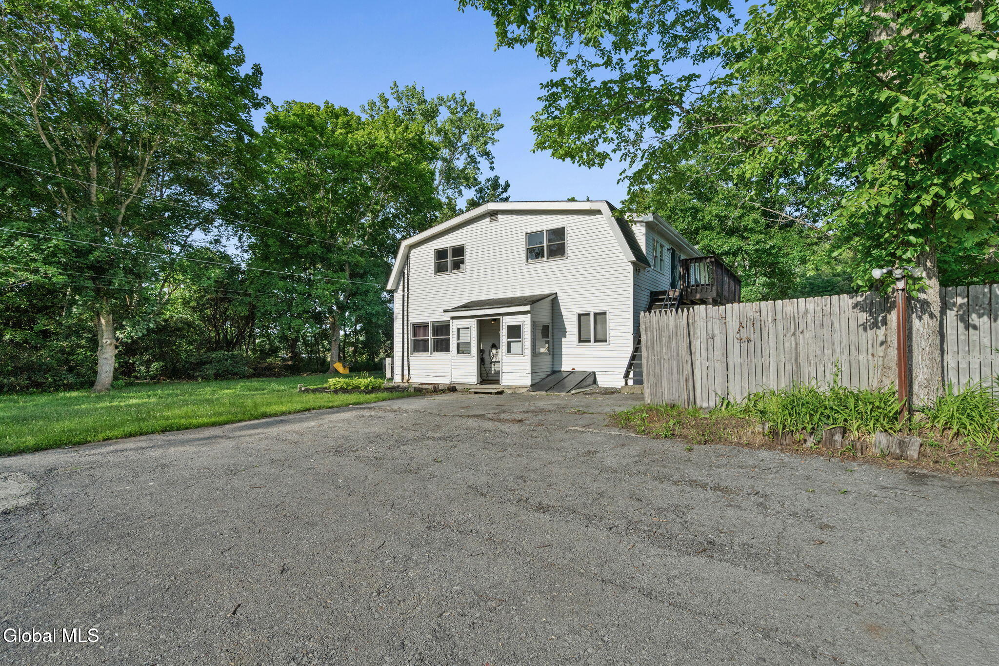 140 Blue Barns Road Clifton Park, NY 12148 - Photo 3 of 56 7-web-or-mls-140-blue-barns-rd