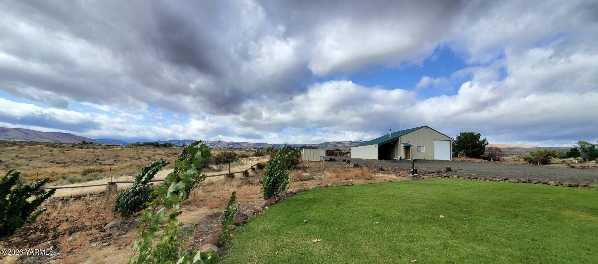 550 Red Tail Road Yakima, WA 98908 - Photo 6 of 41 40x30 Shop
