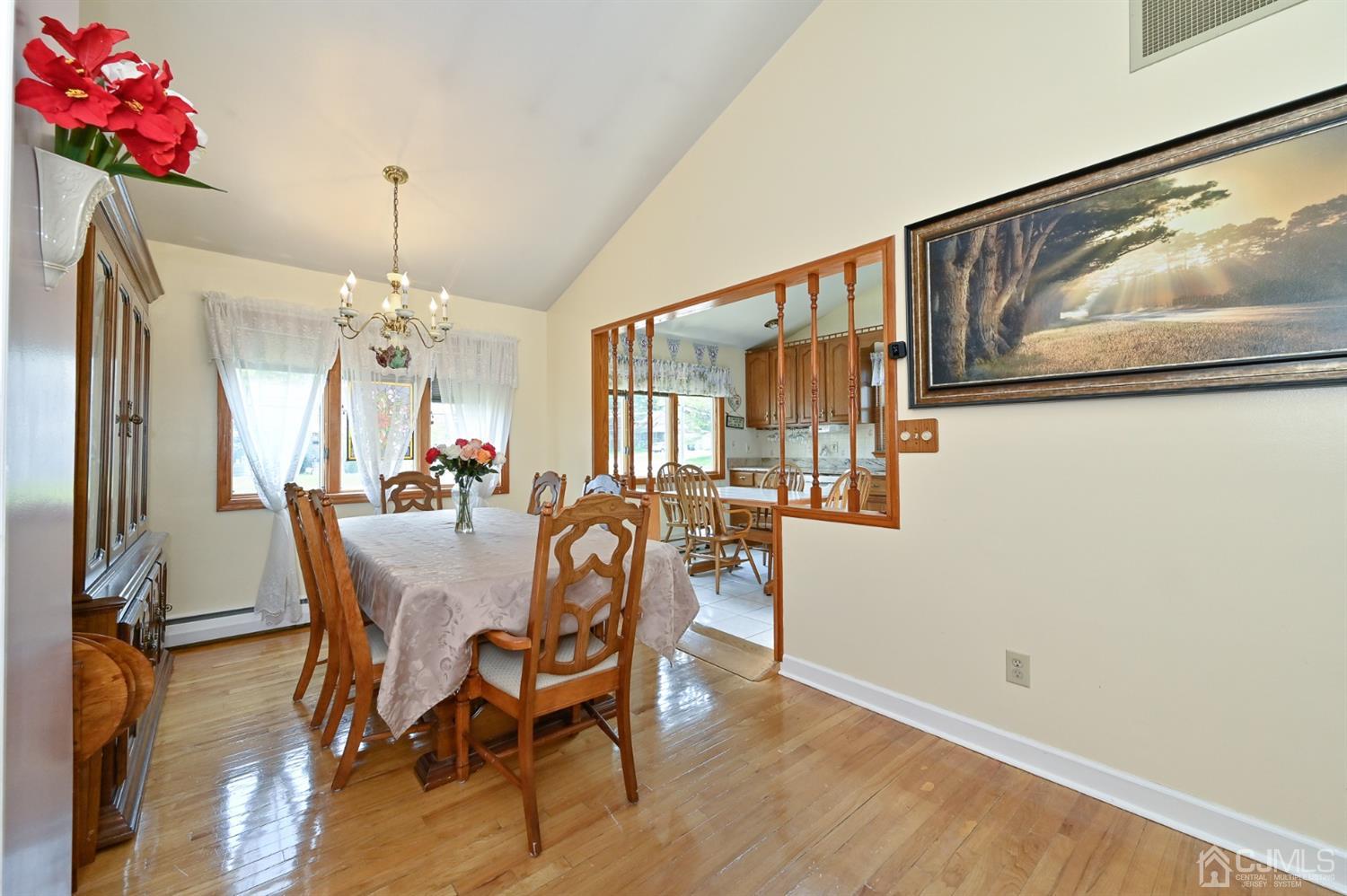 676 Inman Avenue Colonia, NJ 07067 - Photo 13 of 43 Gallery Image 13