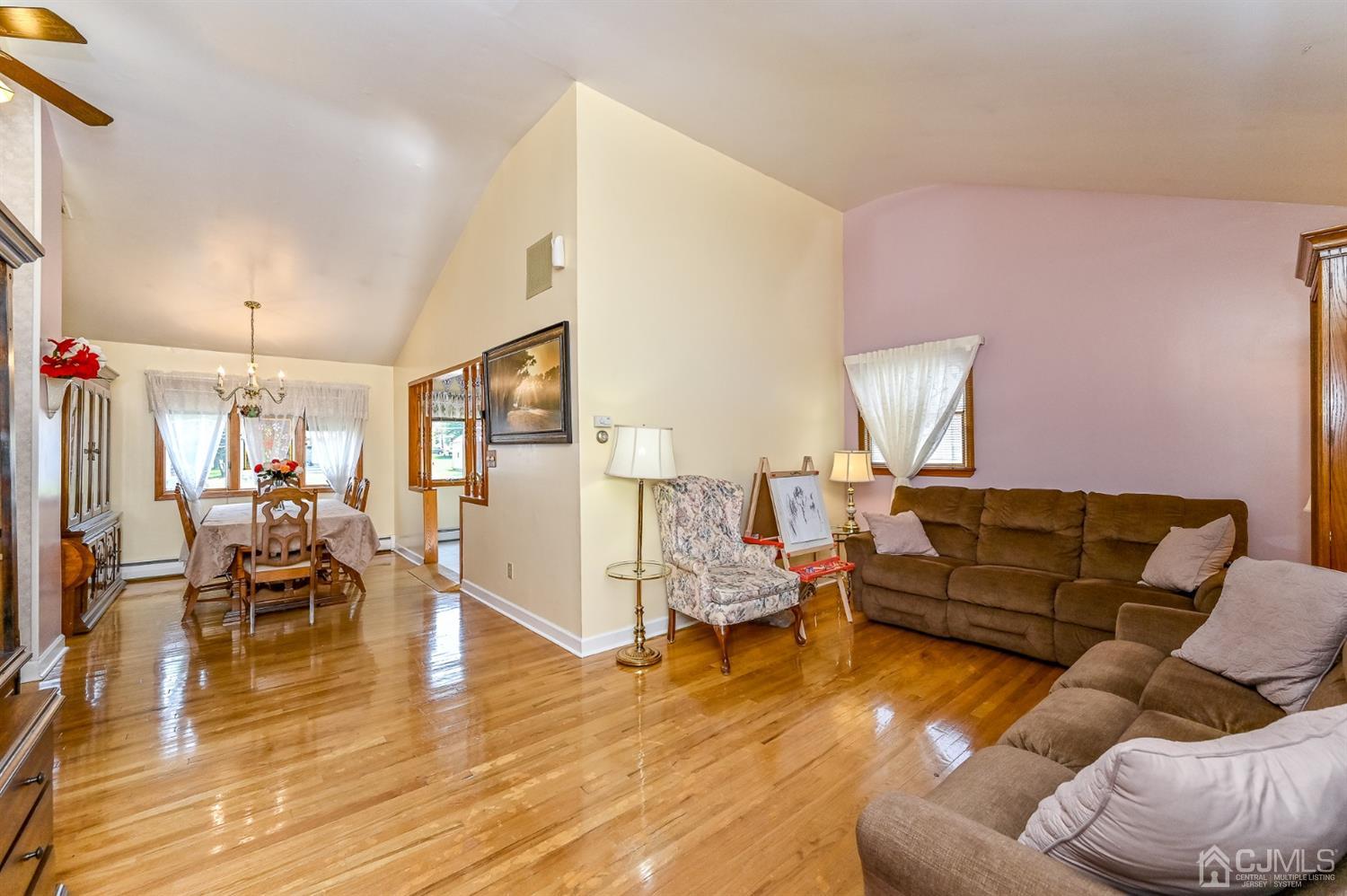 676 Inman Avenue Colonia, NJ 07067 - Photo 21 of 43 Gallery Image 21