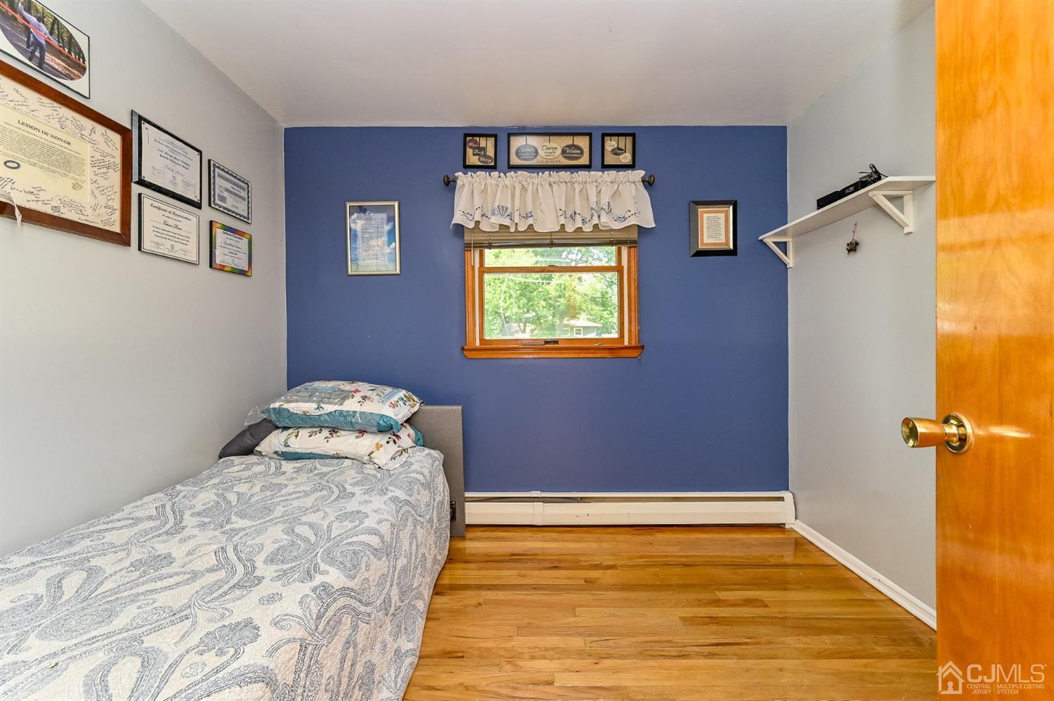 676 Inman Avenue Colonia, NJ 07067 - Photo 28 of 43 Gallery Image 28