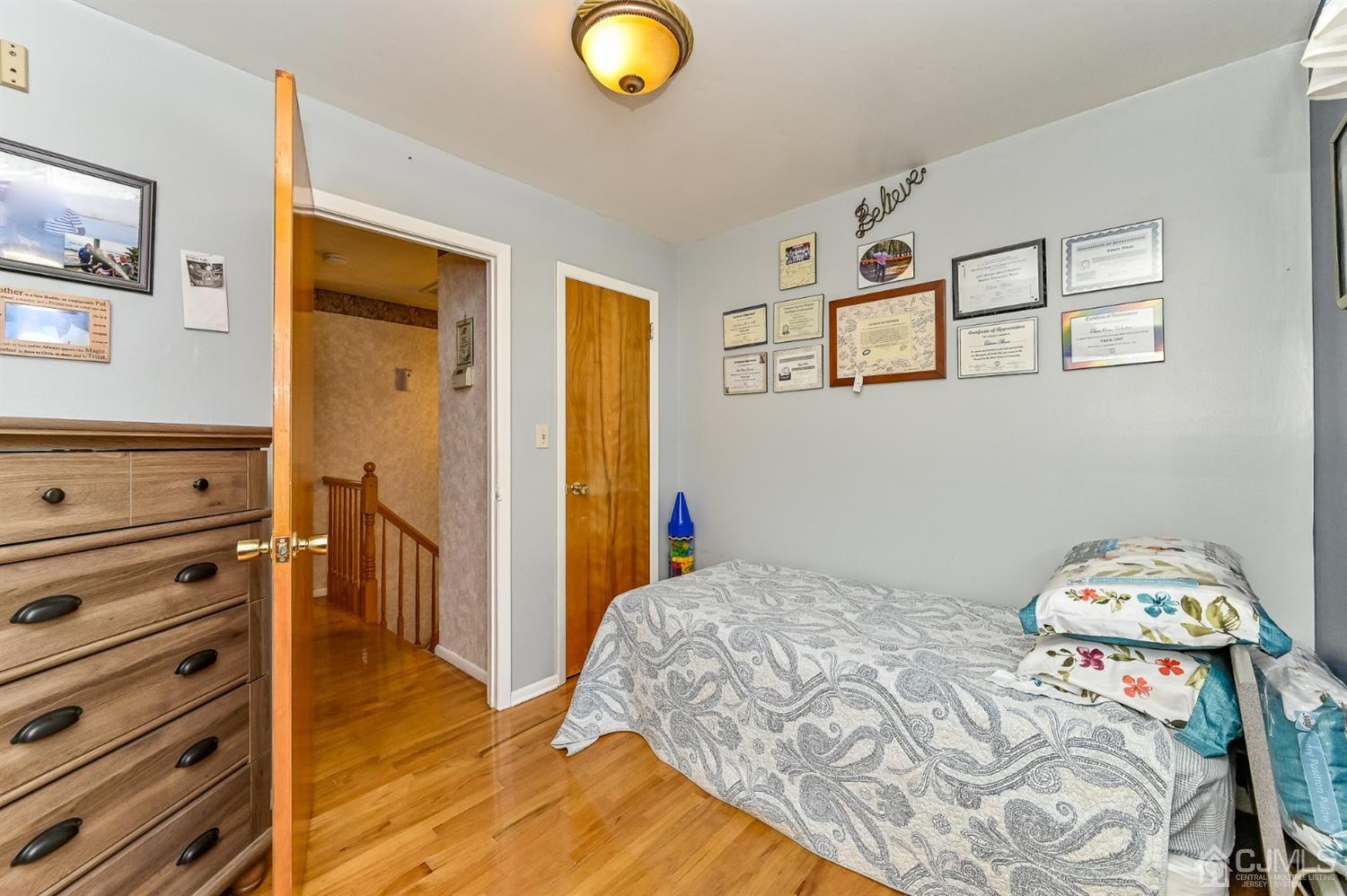 676 Inman Avenue Colonia, NJ 07067 - Photo 29 of 43 Gallery Image 29