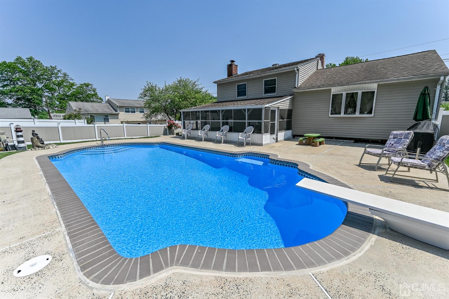 676 Inman Avenue Colonia, NJ 07067 - Photo 38 of 43 Gallery Image 38