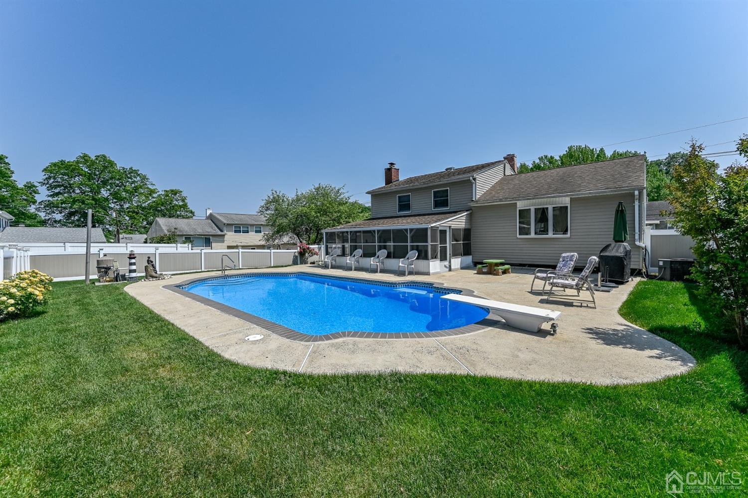 676 Inman Avenue Colonia, NJ 07067 - Photo 40 of 43 Gallery Image 40