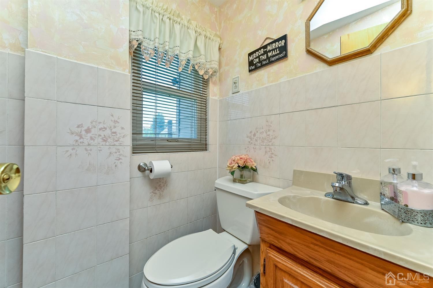 676 Inman Avenue Colonia, NJ 07067 - Photo 7 of 43 Gallery Image 7