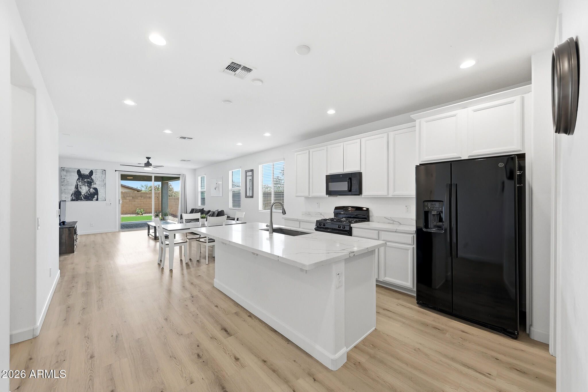 13341 West Yearling Road Peoria, AZ 85383 - Photo 2 of 34 Kitchen