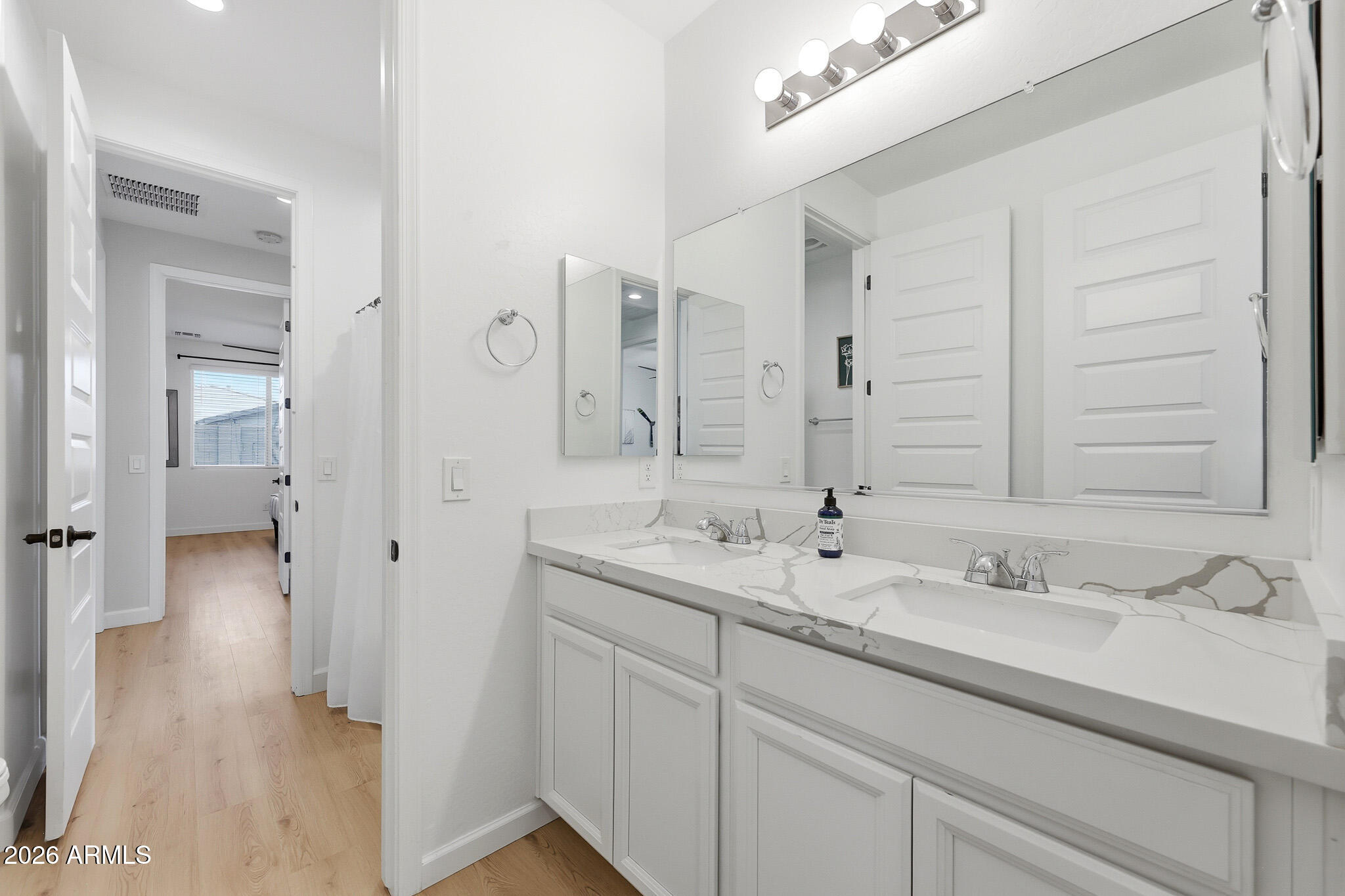 13341 West Yearling Road Peoria, AZ 85383 - Photo 22 of 34 Secondary Bathroom
