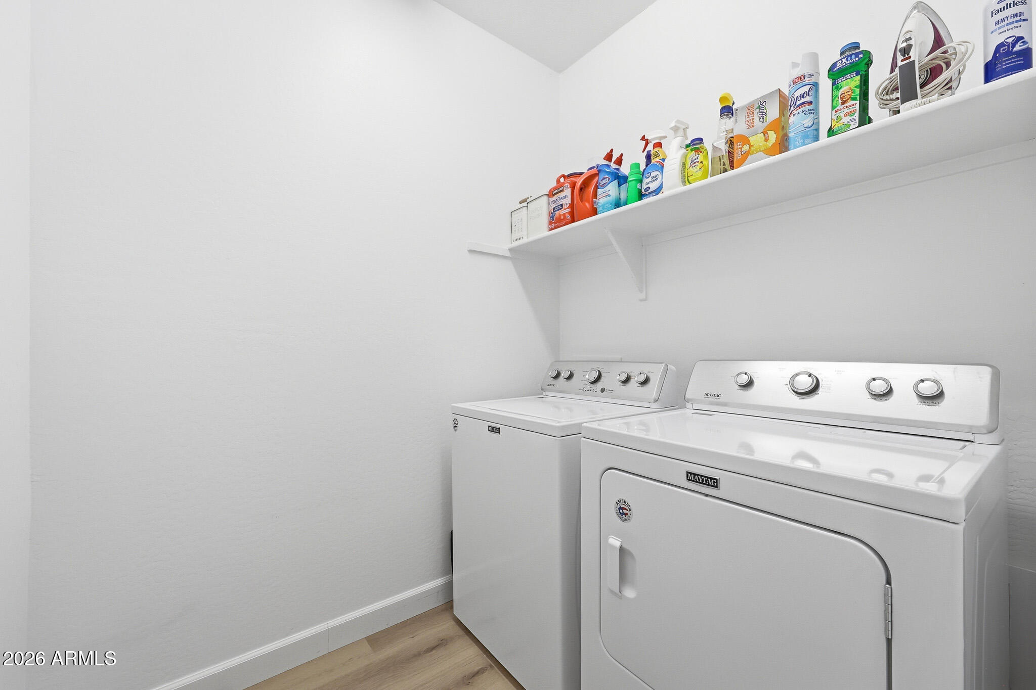 13341 West Yearling Road Peoria, AZ 85383 - Photo 23 of 34 Laundry Room
