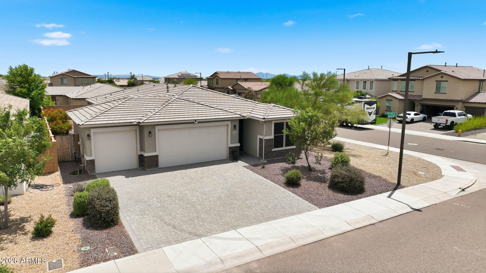 13341 West Yearling Road Peoria, AZ 85383 - Photo 29 of 34 Corner Lot