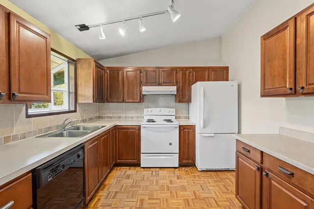 $260,000 | 150 East 9th Avenue, Kettle Falls, WA 99141